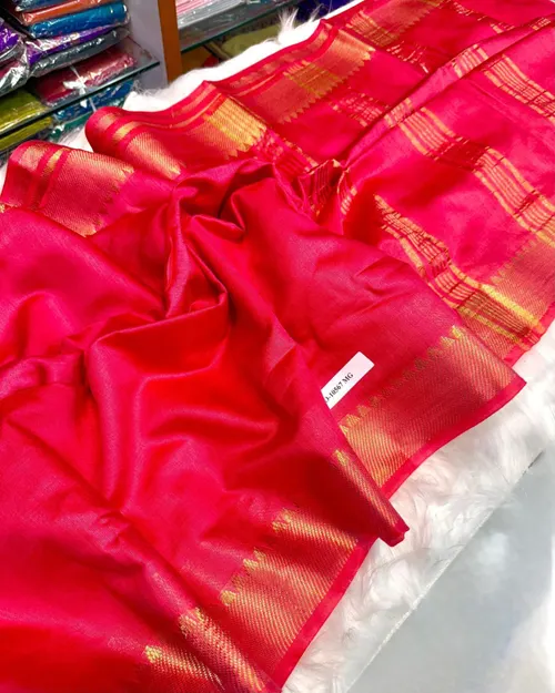 Soft Kota Staple Temple Jari Border Woven Saree – Lightweight Grace with Traditional Elegance